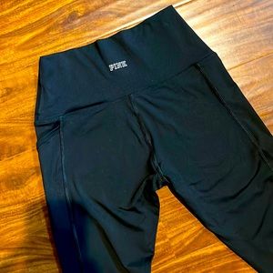 VS Ultimate Leggings